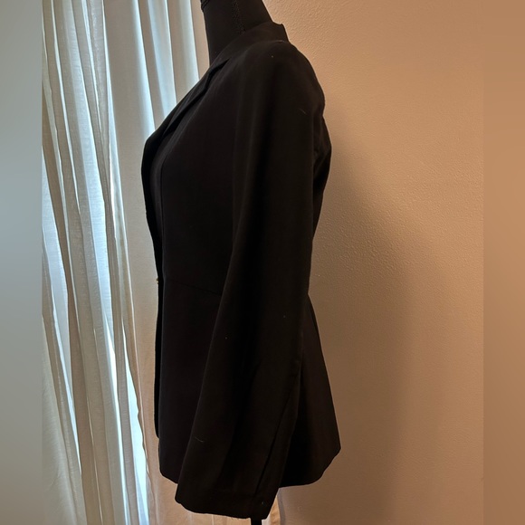 Beaufort Dressage Coat with Gold Buttons - 12R - Picture 3 of 4